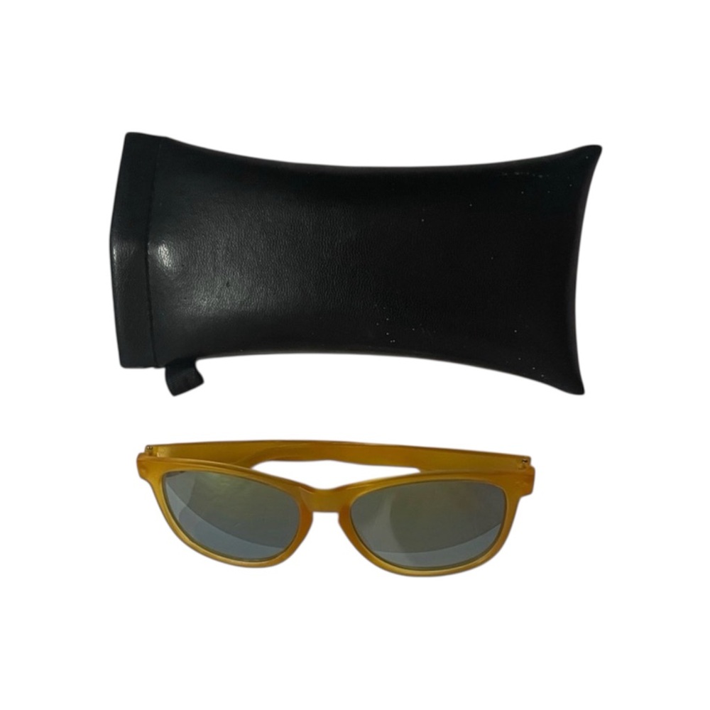 Orange Plastic Sunglasses Wayfarer Lenses Style with Black Case - Picture 1 of 11